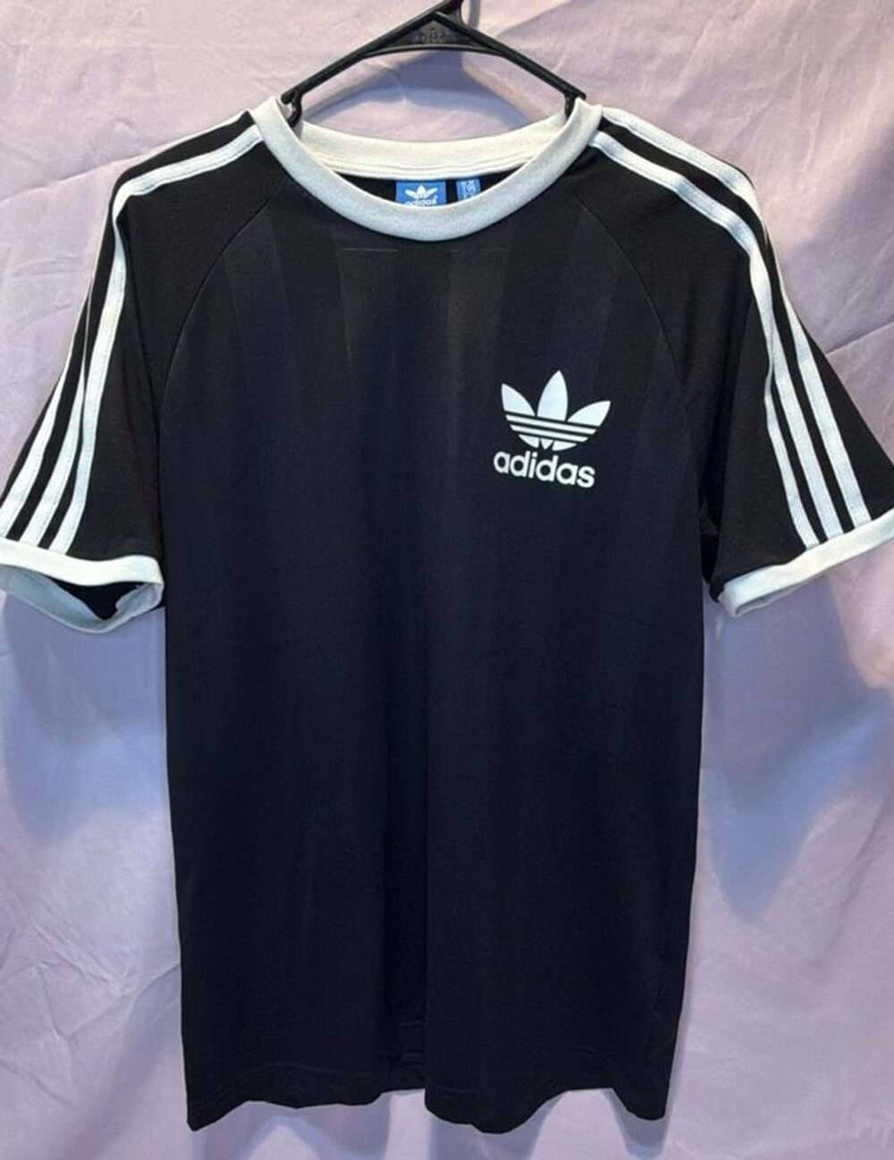 Adidas Originals 3 Stripes Pinstripe T-Shirt Size M